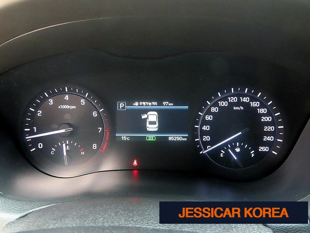 2017 Genesis G80 - Thumbnail 2
