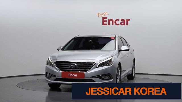 2016 Hyundai LF Sonata - Thumbnail 2