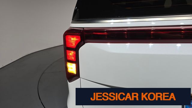 2025 Kia The New Carnival 4th generation - Thumbnail 4