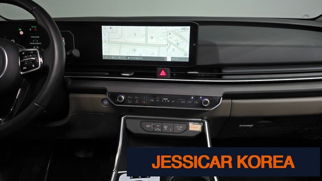 2025 Kia The New Carnival 4th generation - Thumbnail 8