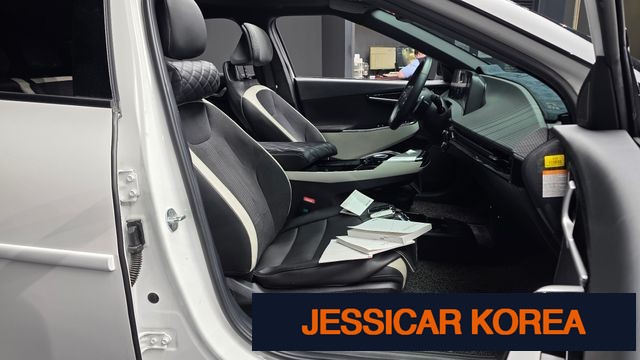 2022 Kia EV6 - Thumbnail 5