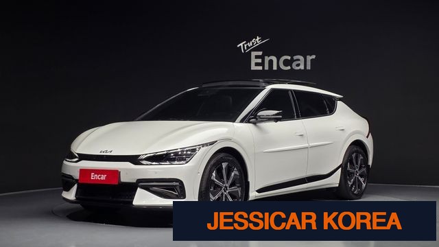 2022 Kia EV6 - Thumbnail 8