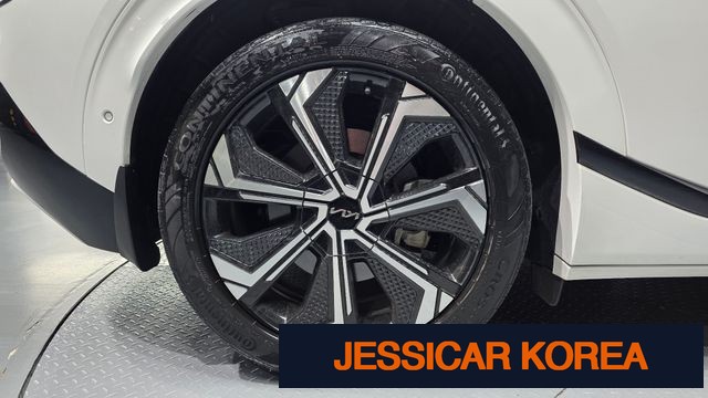 2022 Kia EV6 - Thumbnail 10