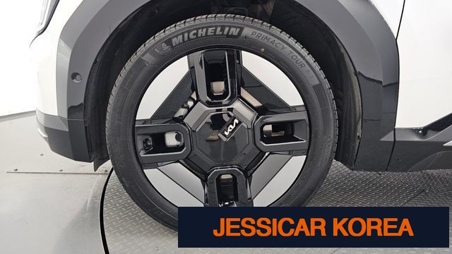2024 Kia EV9 - Thumbnail 4