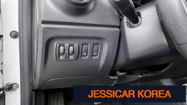 2017 Renault Korea QM3 - Thumbnail 4
