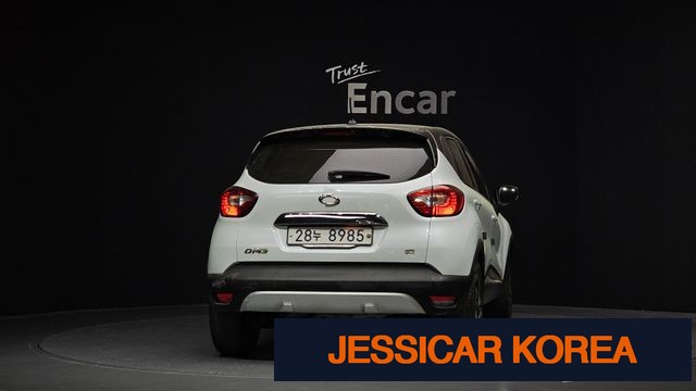 2017 Renault Korea QM3 - Thumbnail 6