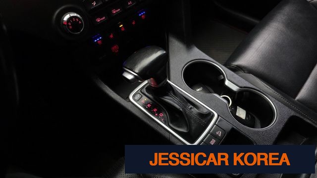 2019 Kia Sportage the bold - Thumbnail 2