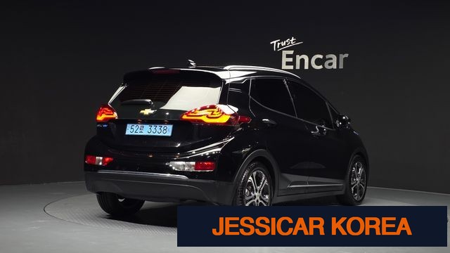 2020 Chevrolet Bolt EV - Thumbnail 3