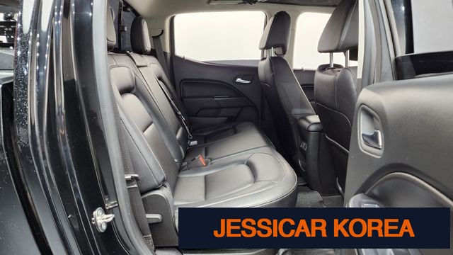 2020 Chevrolet Colorado - Thumbnail 2