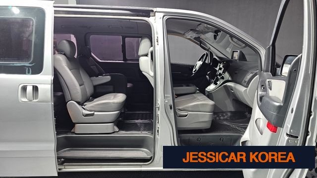 2015 Hyundai Grand Starex - Thumbnail 8