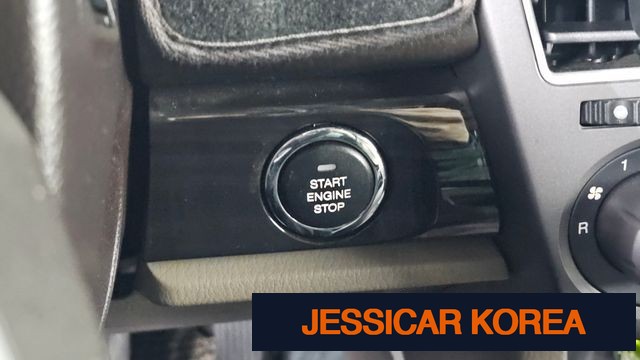2016 KG Mobility Korando Turismo - Thumbnail 7