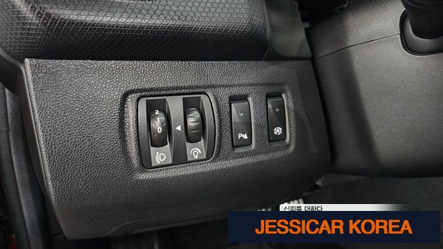 2019 Renault Korea clio - Thumbnail 3