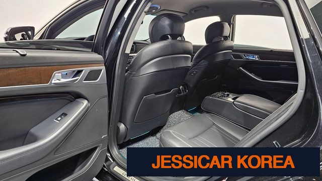 2016 Hyundai Genesis DH - Thumbnail 8