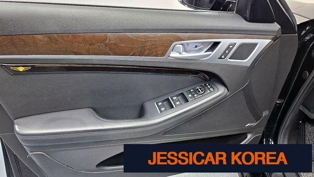 2016 Hyundai Genesis DH - Thumbnail 9