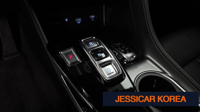 2021 Hyundai Sonata (DN8) - Thumbnail 2