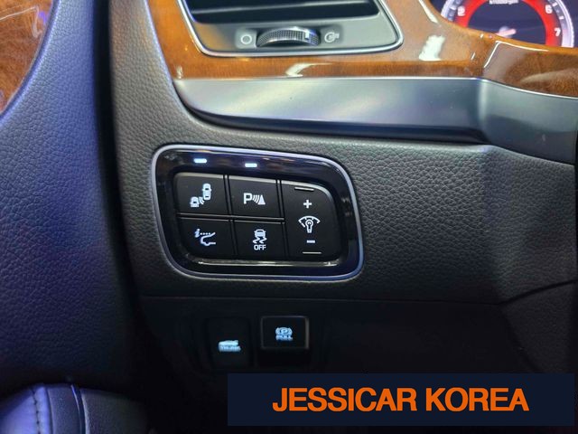 2014 Hyundai Equus (new model) - Thumbnail 4