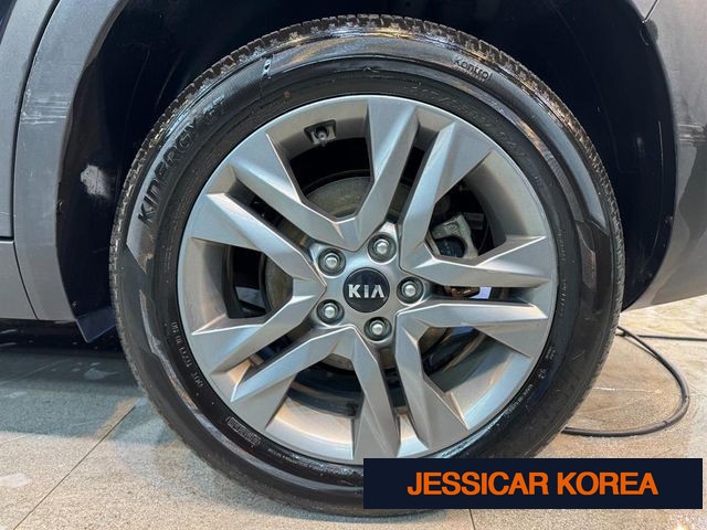 2020 Kia Seltos - Thumbnail 2