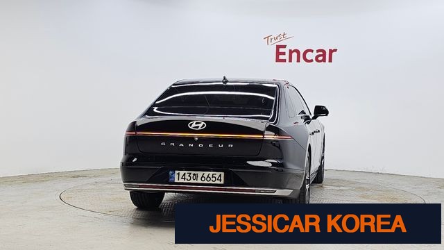 2023 Hyundai Grandeur (GN7) - Thumbnail 2