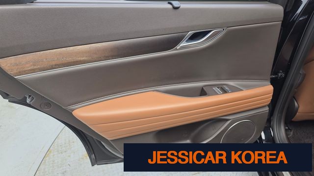 2024 Genesis G80 (RG3) - Thumbnail 2