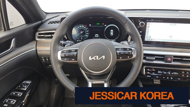 2022 Kia K5 3rd Gen - Thumbnail 3