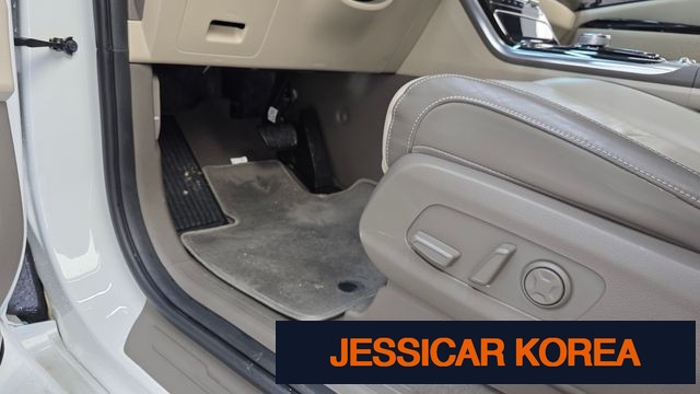 2023 Kia Carnival 4th Gen - Thumbnail 3