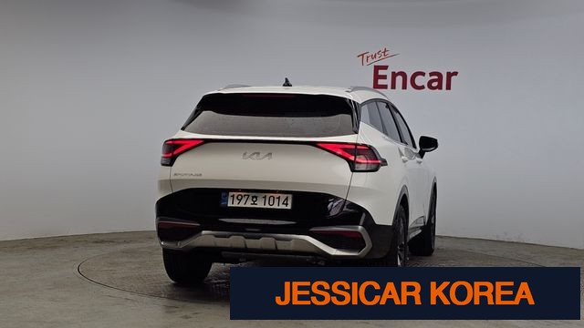 2022 Kia Sportage 5th Gen - Thumbnail 9