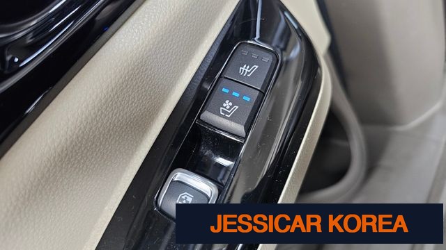 2023 Kia Carnival 4th Gen - Thumbnail 9
