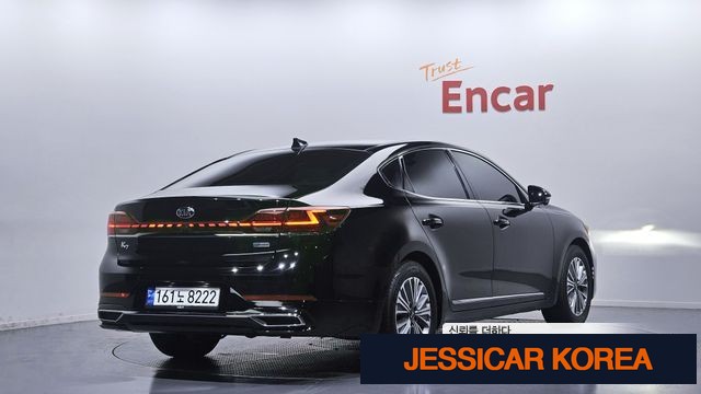 2020 Kia K7 Premier Hybrid - Thumbnail 9