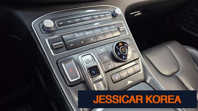 2022 Hyundai The New Santa Fe - Thumbnail 3