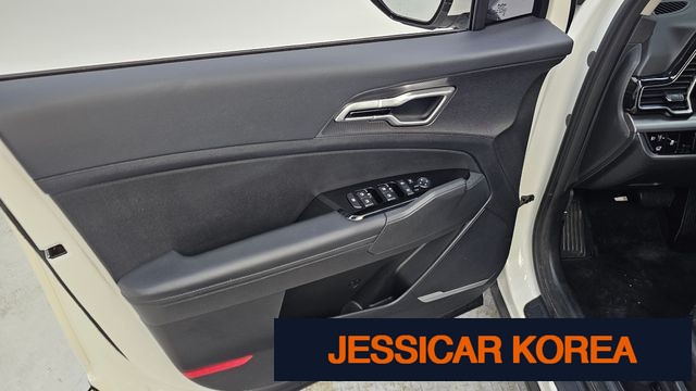 2022 Kia Sportage 5th Gen - Thumbnail 10