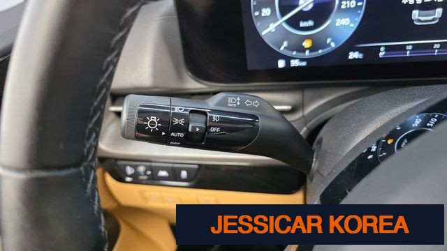2023 Kia Carnival 4th Gen - Thumbnail 8