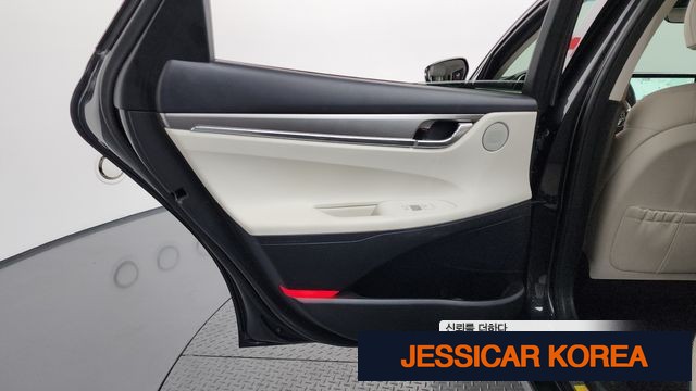 2022 Hyundai The New Grandeur IG Hybrid - Thumbnail 7