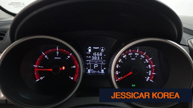 2016 KG Mobility Tivoli - Thumbnail 8