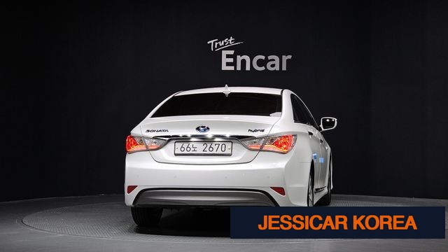 2014 Hyundai sonata hybrid - Thumbnail 9