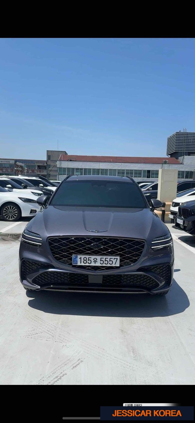 2025 Genesis GV70 - Thumbnail 5