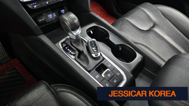 2019 Hyundai Santa Fe TM - Thumbnail 2