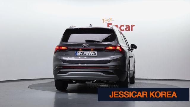 2021 Hyundai The New Santa Fe - Thumbnail 8