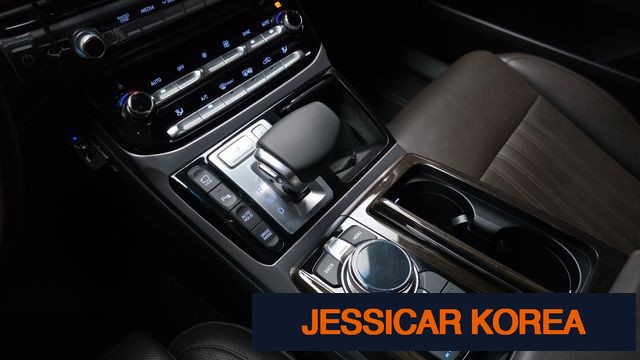 2017 Genesis EQ900 - Thumbnail 3