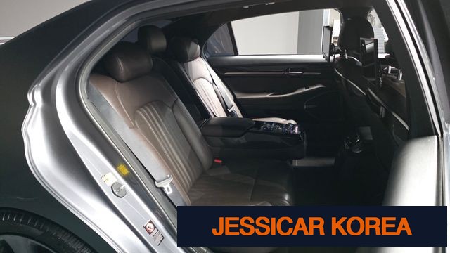 2017 Genesis EQ900 - Thumbnail 10