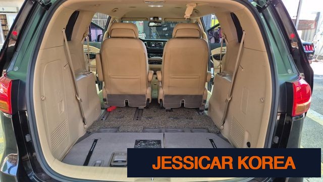 2017 Kia All New Carnival - Thumbnail 2