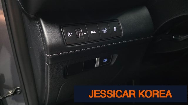 2021 Hyundai The New Santa Fe - Thumbnail 3