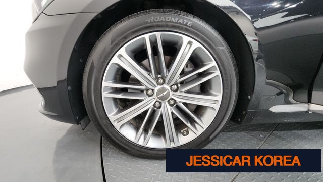 2018 Genesis G80 - Thumbnail 10
