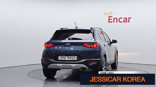 2018 Kia stonic - Thumbnail 3