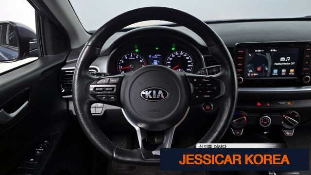 2018 Kia stonic - Thumbnail 10