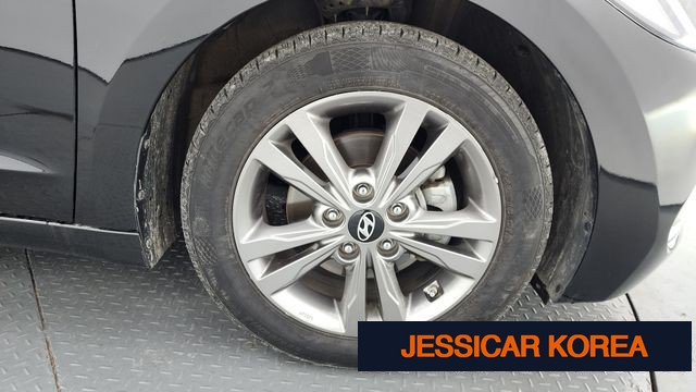 2016 Hyundai Avante AD - Thumbnail 5