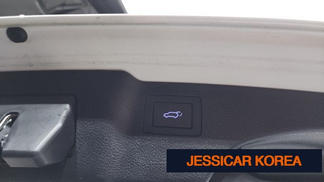 2015 Hyundai Santa Fe DM - Thumbnail 4