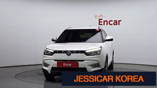 2016 KG Mobility Tivoli - Thumbnail 3