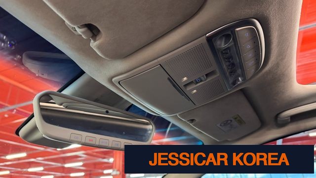 2021 Genesis G90 - Thumbnail 5