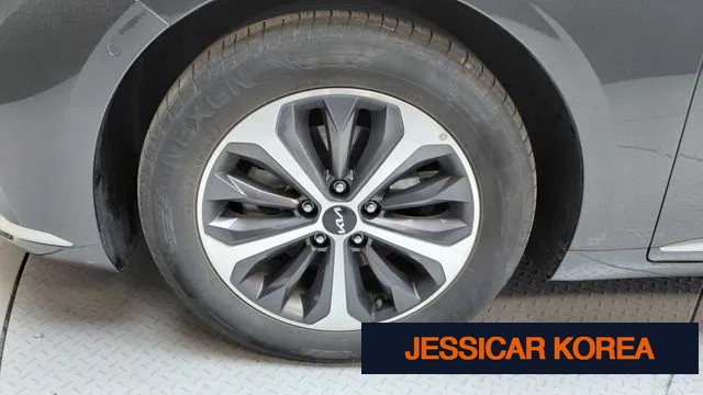 2022 Kia K8 Hybrid - Thumbnail 5