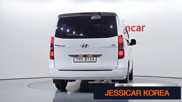 2016 Hyundai Grand Starex - Thumbnail 8
